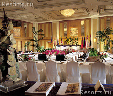 Shangri-La Hotel 14